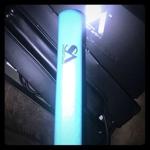 Straight head 1”Hybrid Titanium straightening iron